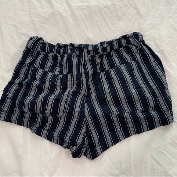 Harlow Shorts - Picture 2 of 4